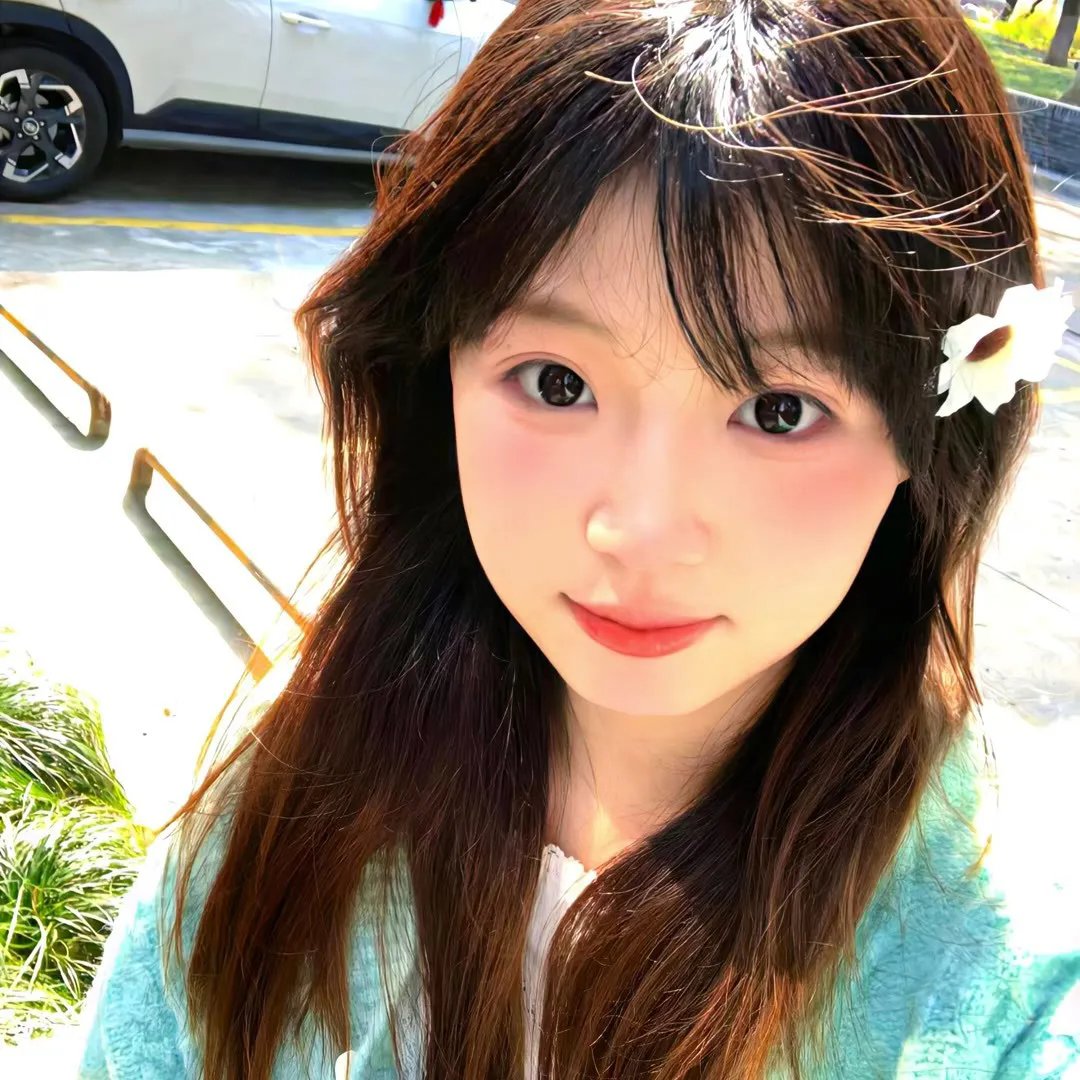 月月海报